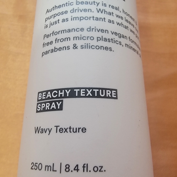 NEW Authentic Beauty Concept Beachy Texture Spray - Picture 2 of 3